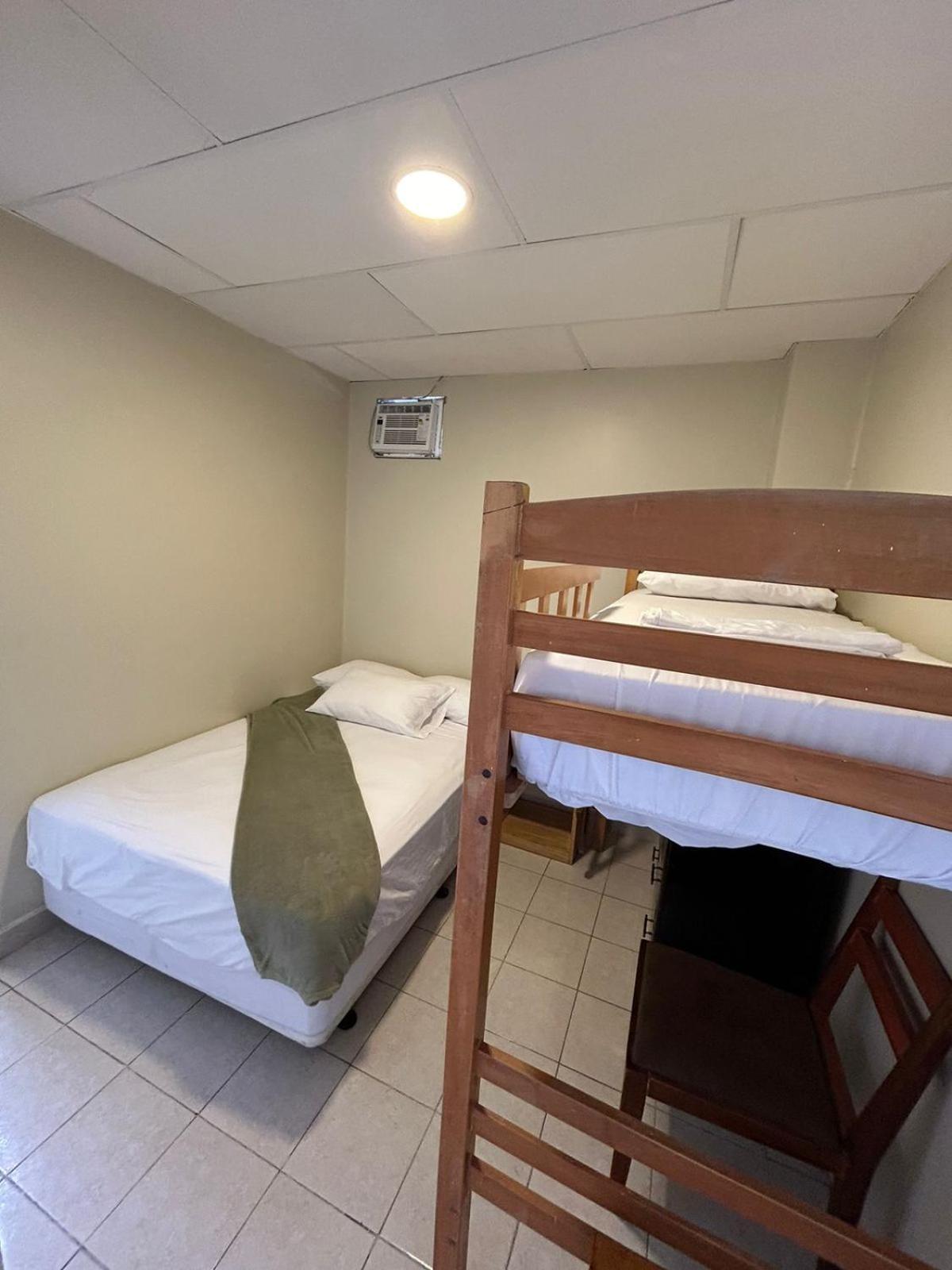 Chescos Hotel 살리나스 외부 사진